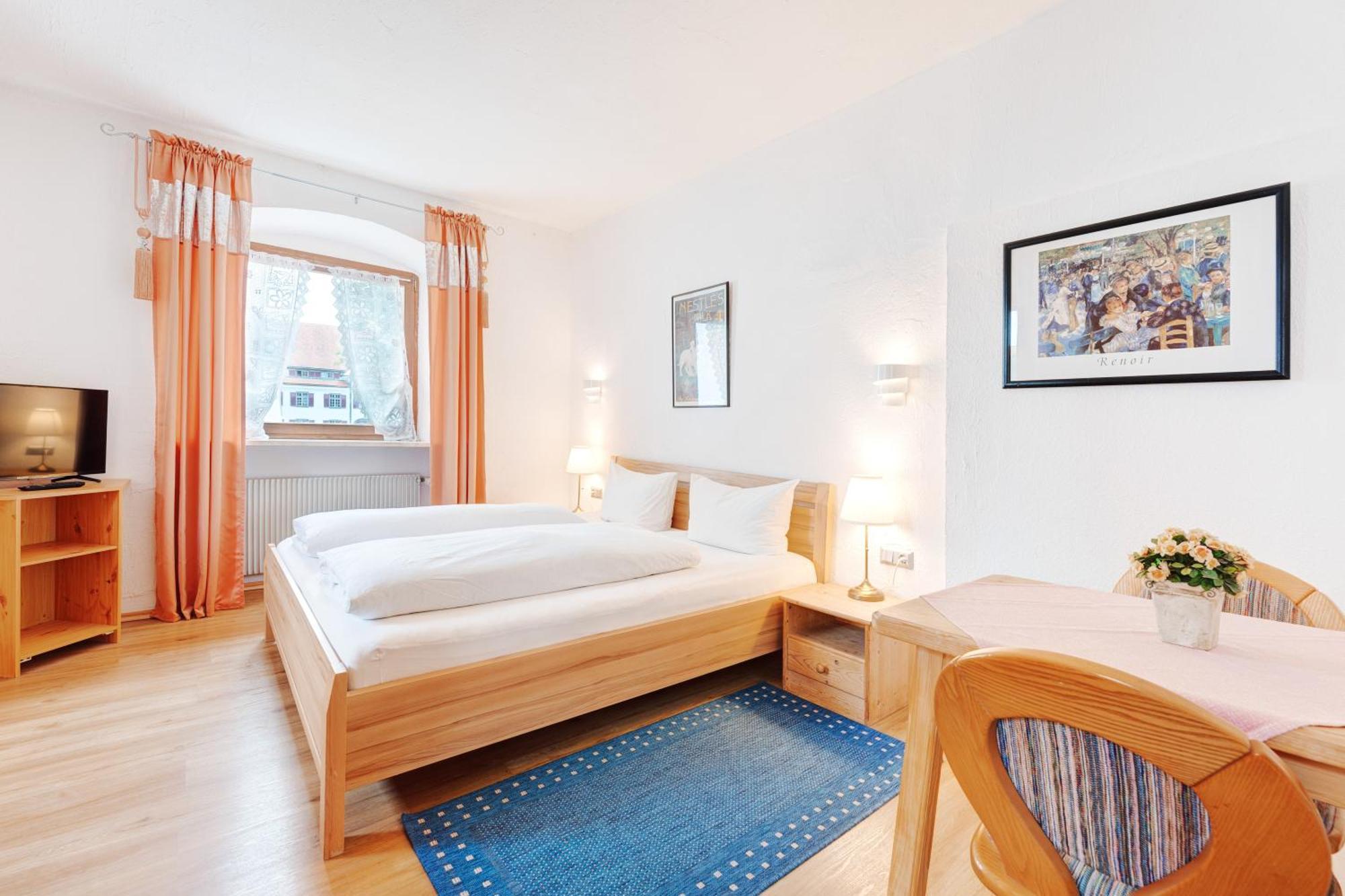 Hotel Garni "Zum Engel" Oberguenzburg Kültér fotó