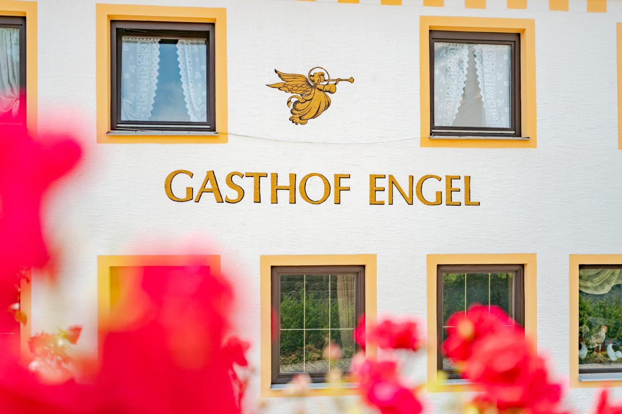 Hotel Garni "Zum Engel" Oberguenzburg Kültér fotó
