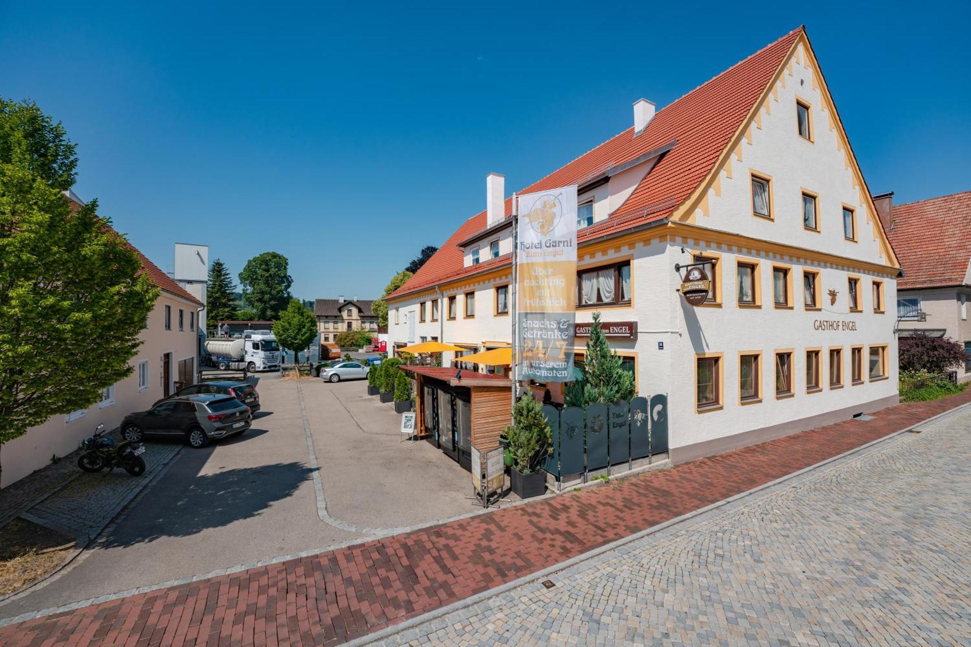 Hotel Garni "Zum Engel" Oberguenzburg Kültér fotó